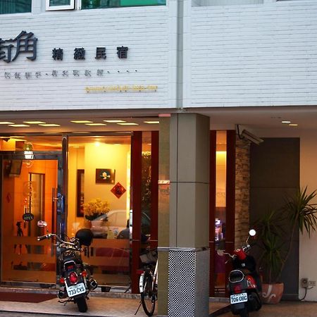 街角民宿--近火車站 Apartment Hualien City Exterior photo